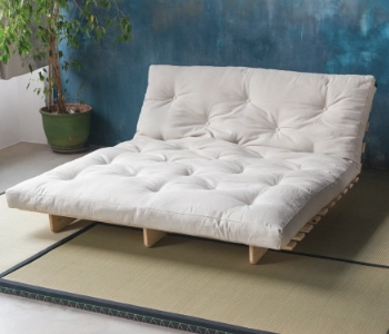 Een futon in elkaar zetten - stap voor stap. Japans oefenen bij je thuis