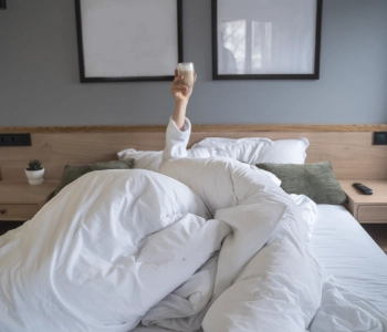 Bed op maat of kant-en-klaar bed uit de winkel? Vergelijking van de twee oplossingen